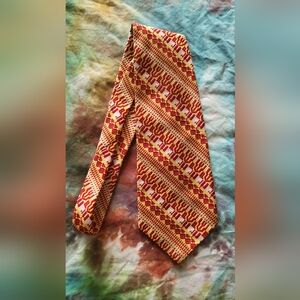 Oversized Vintage Resilio Sophisticated Collection Red and Yellow Patterned Tie